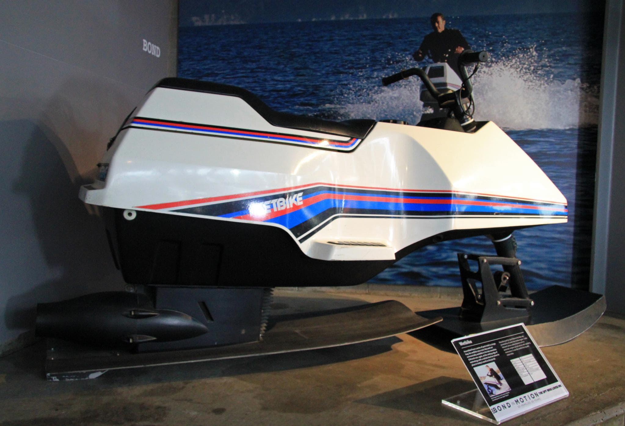 Wetbike (The Spy Who Loved Me) right National Motor Museum, Beaulieu. Illustration de l'article.